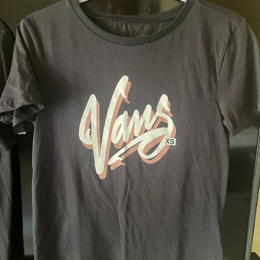 Vans Womens graphic tee